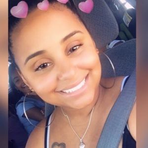 Meet your Posher, Madelyn